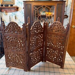 Vintage Intricate Carved Wood Tabletop Folding Screen